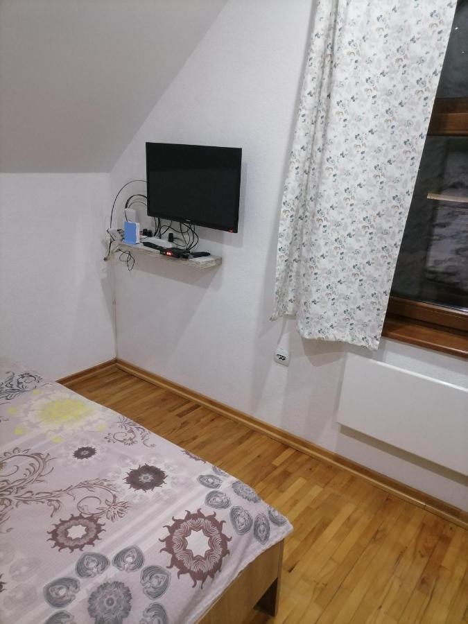Lodge Zeleni Svet Crni Vrh Luaran gambar