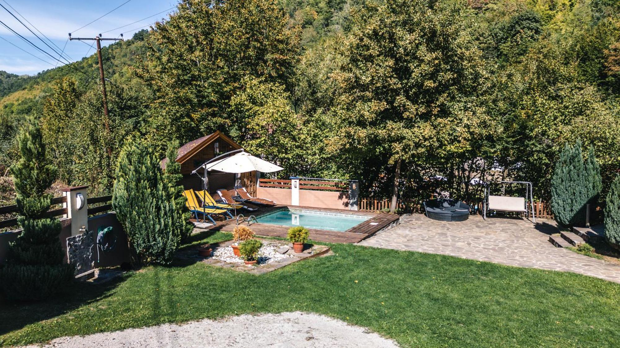 Lodge Zeleni Svet Crni Vrh Luaran gambar
