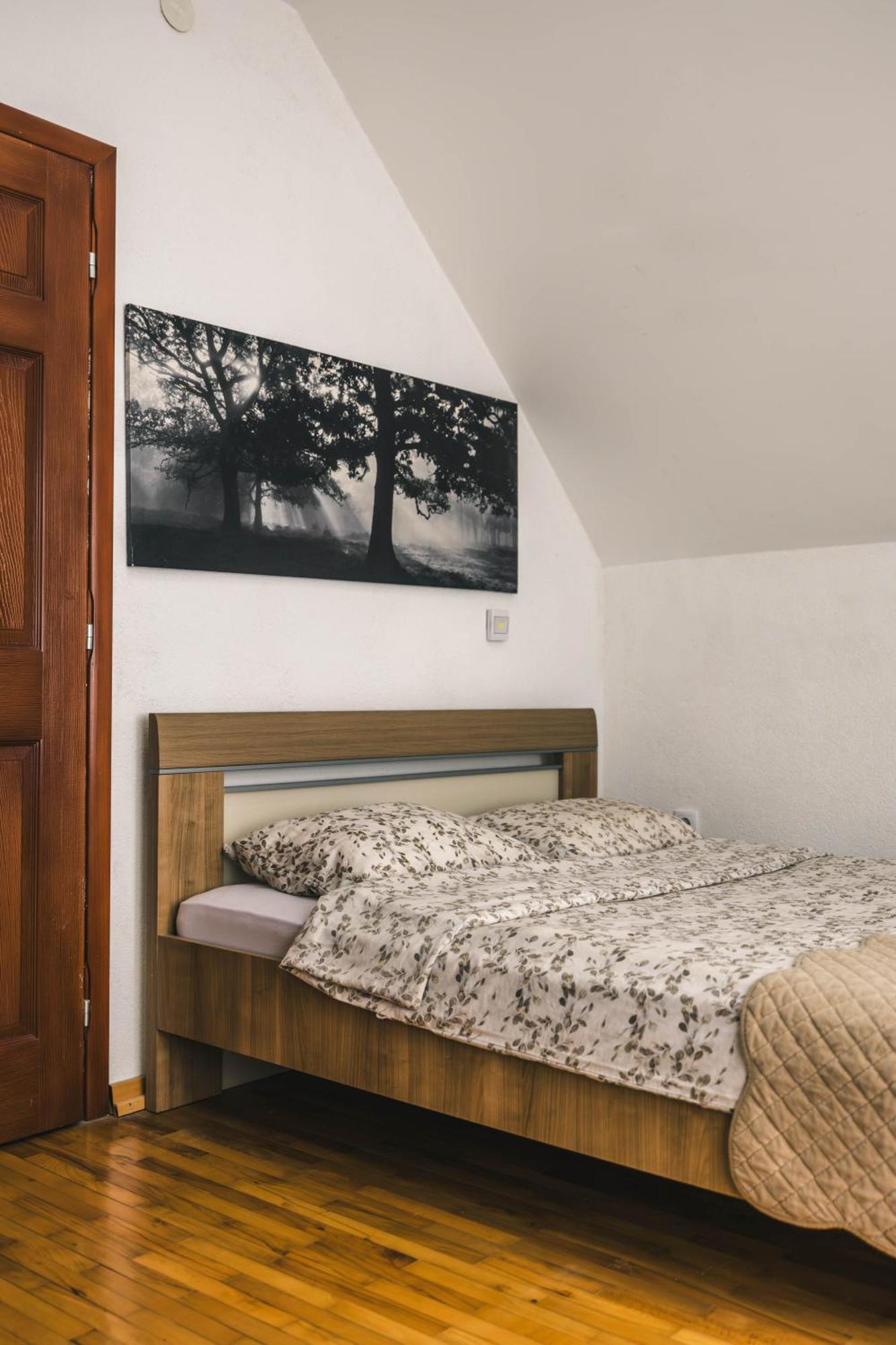 Lodge Zeleni Svet Crni Vrh Luaran gambar