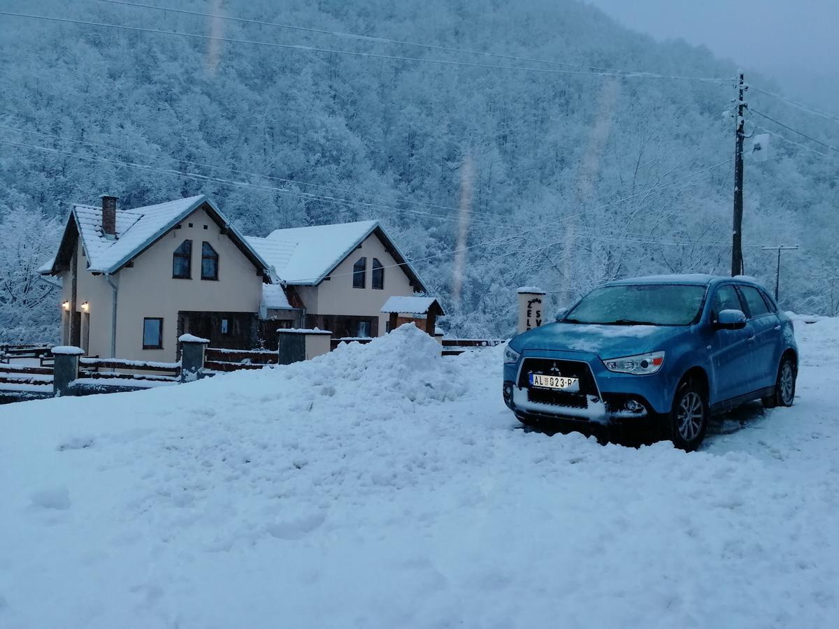 Lodge Zeleni Svet Crni Vrh Luaran gambar