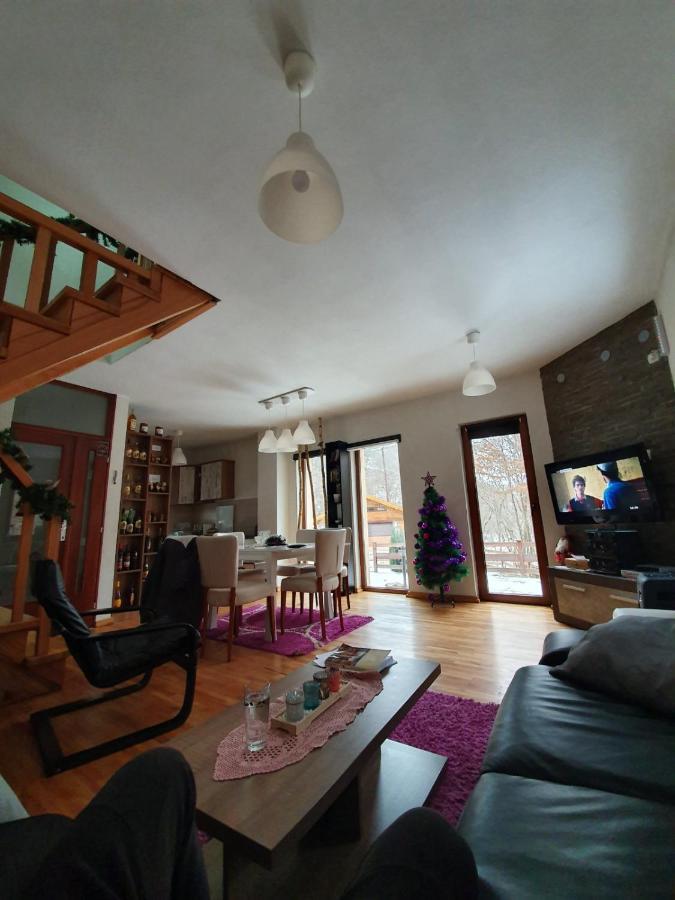 Lodge Zeleni Svet Crni Vrh Luaran gambar